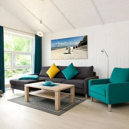 Holiday home Daenische Ferienhaeuser Am Salzhaff Haus Im Wiesengrund Insel Poel